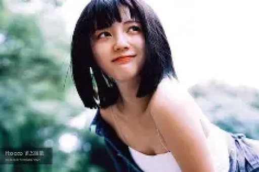 顶流女星红毯互撕太刺激！站位暗战+造型翻车现场曝光内娱潜规则被扒