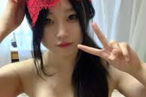 四位明星盲目耍大牌：吴谨言摆谱央视被点名李梦任性毁演技张大大暴力霸凌文章任性要求陕西油泼面路人缘彻底败光！