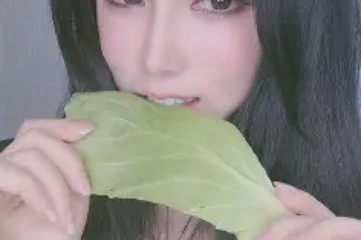 小马云官宣恋情晒甜蜜合照大秀恩爱